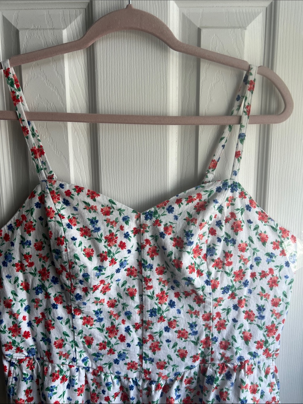 Old Navy White Floral Romper with Red & Blue Flowers - Picture 5 of 12